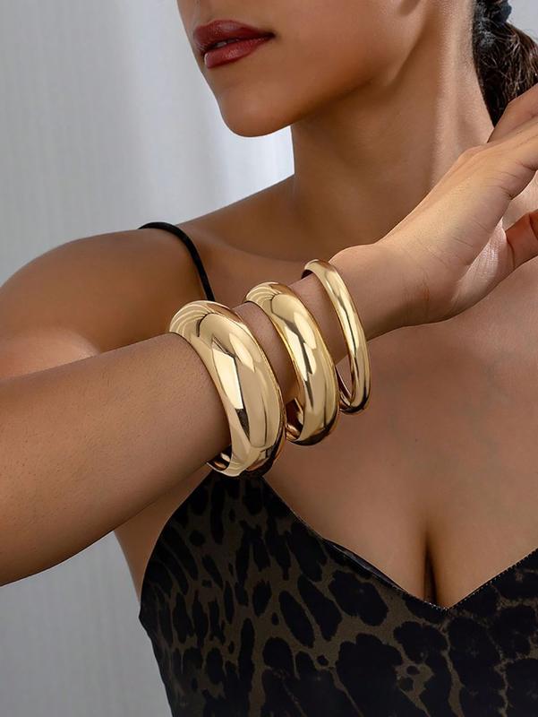 17KM Women's Gold Bracelet Set (3pcs) - Chunky Stackable Bangles, Tarnish-Free Permanent Jewelry | Gift for Her